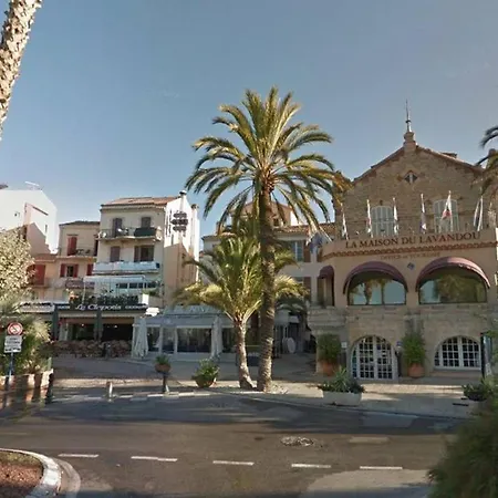 Appartement Climatisé Avec Terrasse Et Parking - 4 Couchages - - Fr-1-251-518 Le Lavandou